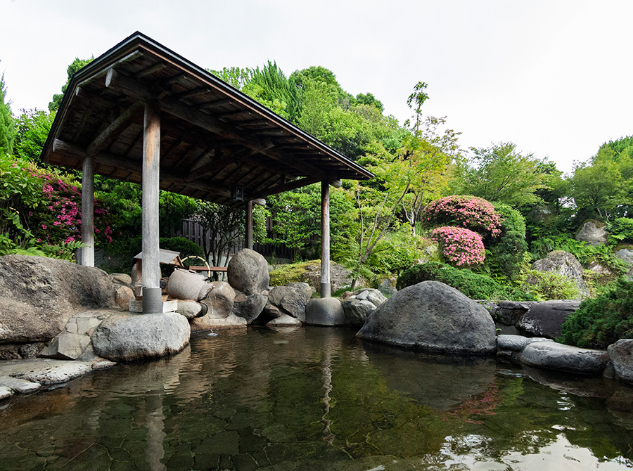 露天「茶」風呂