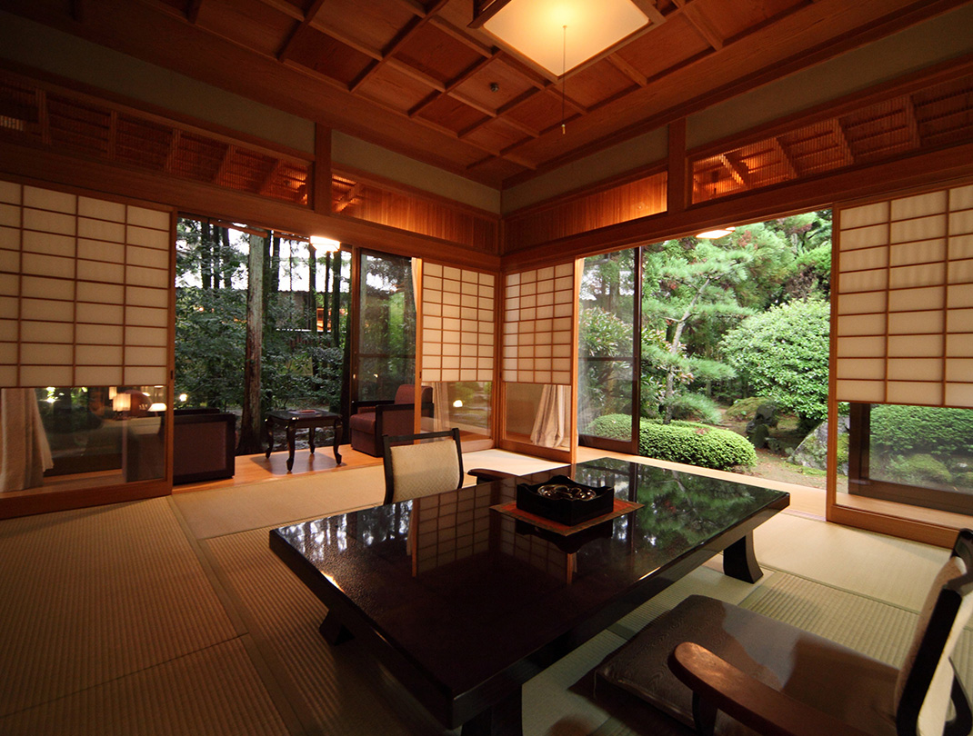 数寄屋造り客室 翠月