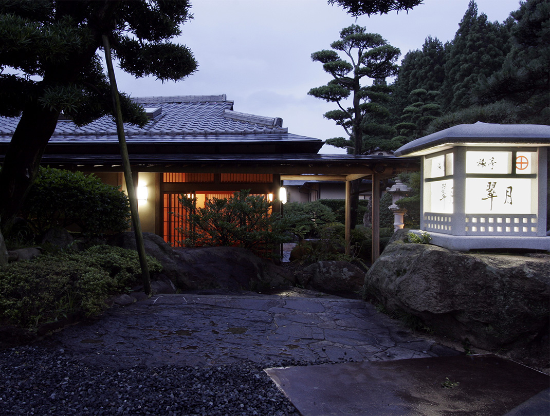数寄屋造り客室 翠月